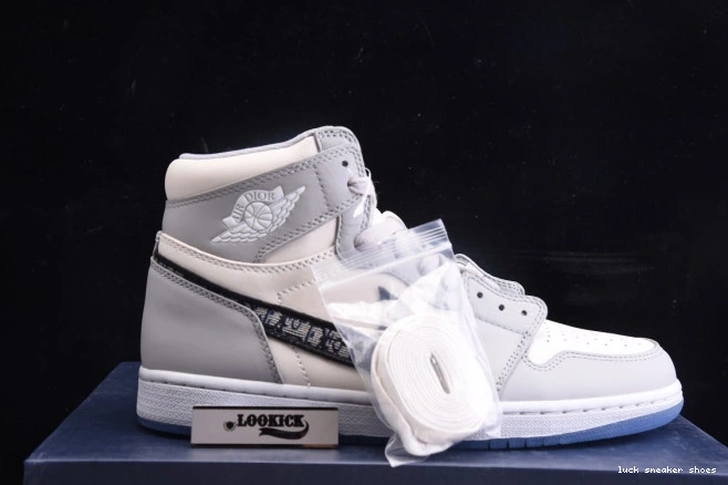 Reps LUCY (DR Retro DR box) CN8607-002 x shoe 1 Jordan High 0819
